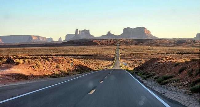 day trip and weekend getaway monument valley view 1